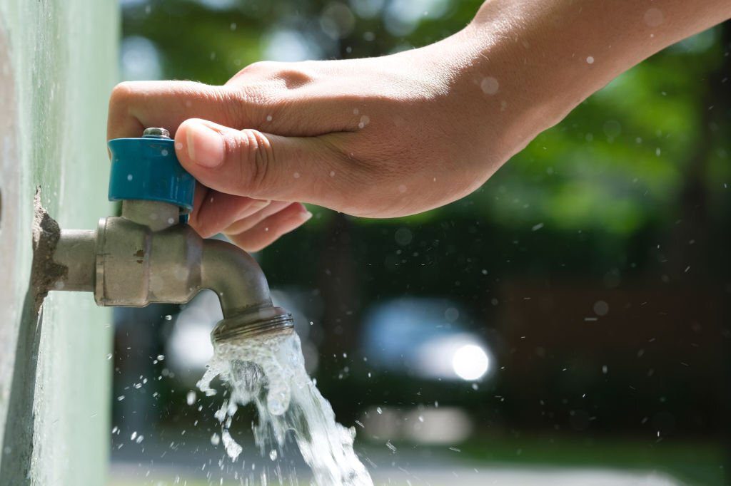 Embasa retoma fornecimento de agua em salvador e região metropolitana