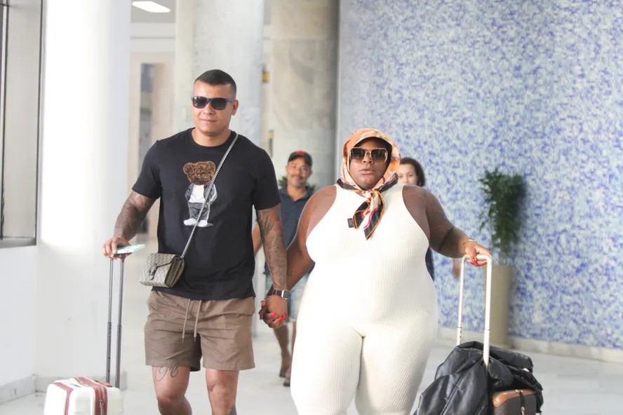 Jojo Toddynho e namorado Renato