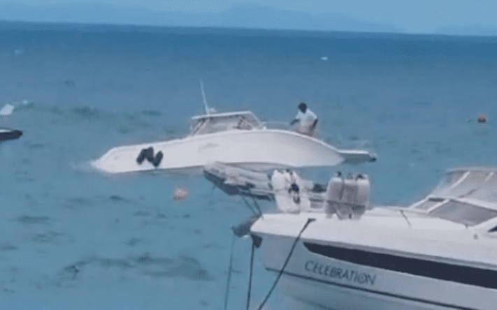 lancha afunda no yatch clube em salvador