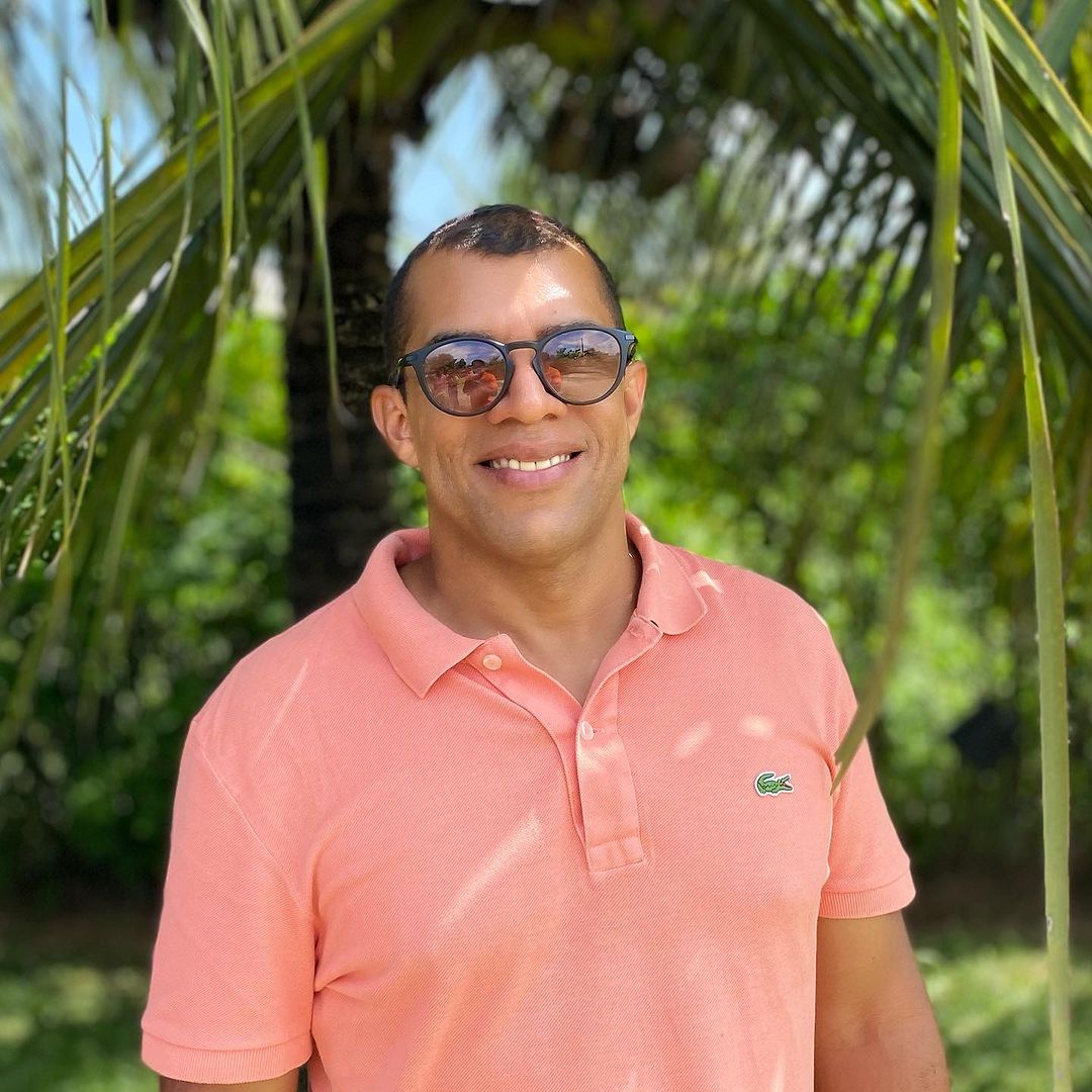 professor marcio neves