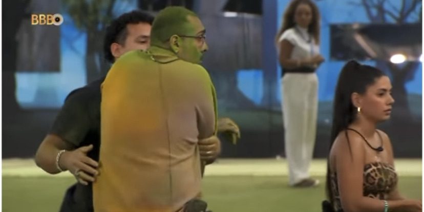Davi e bin expulsos