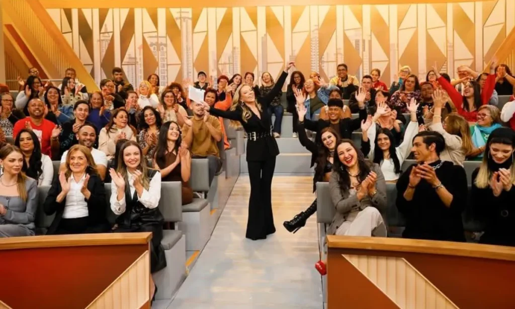 SBT divulga primeiras imagens do novo Casos de Família e anuncia reestreia para 28 de julho