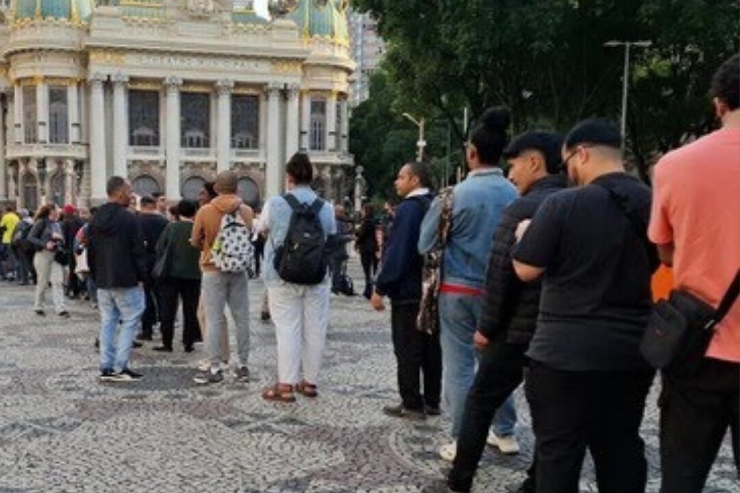 Velório de Preta Gil reúne fãs e familiares no Theatro Municipal do Rio